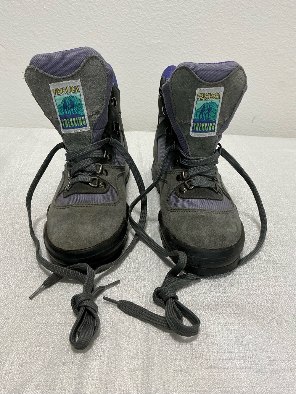 Vintage Tecnica Brazil Hiking Boots Women 8 Gore-Tex Suede Grey Purple Trekking